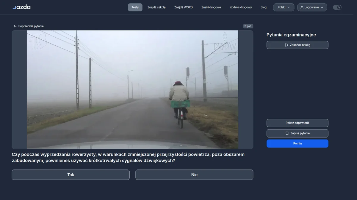 Sygnał dźwiękowy przy wyprzedzaniu rowerzysty we mgle