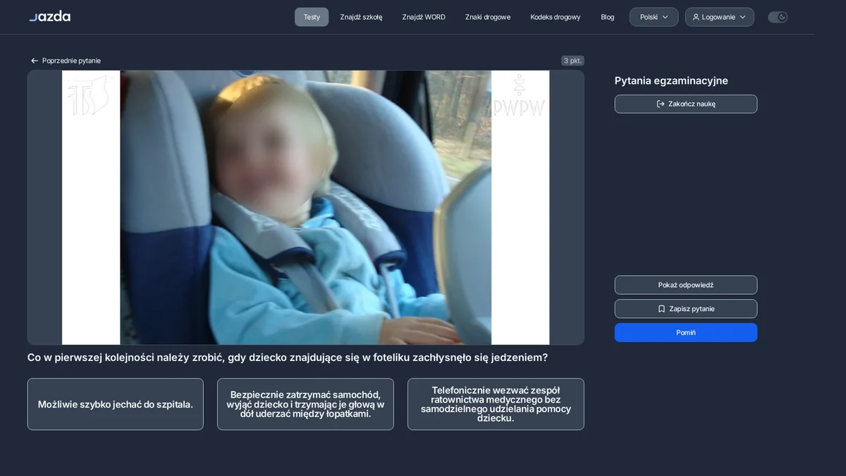 Zachłyśnięcie dziecka w foteliku - co zrobić w pierwszej kolejności
