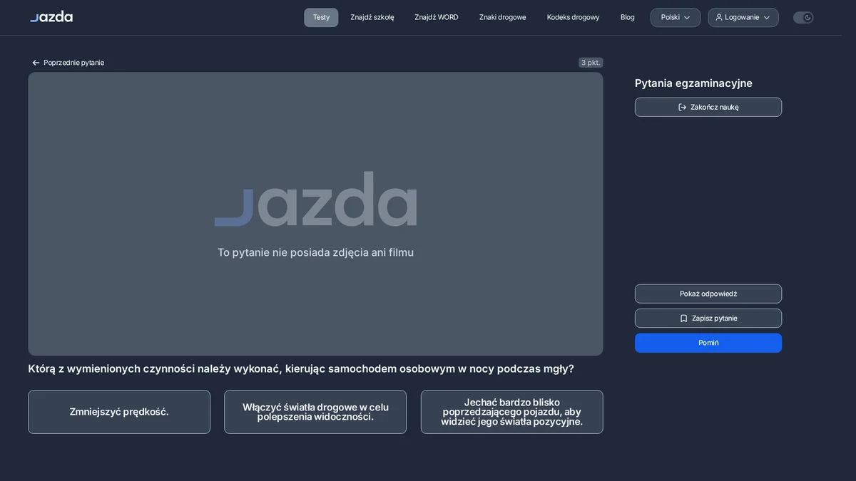 Jazda nocą we mgle - jak prowadzić samochód, żeby się nie oślepić