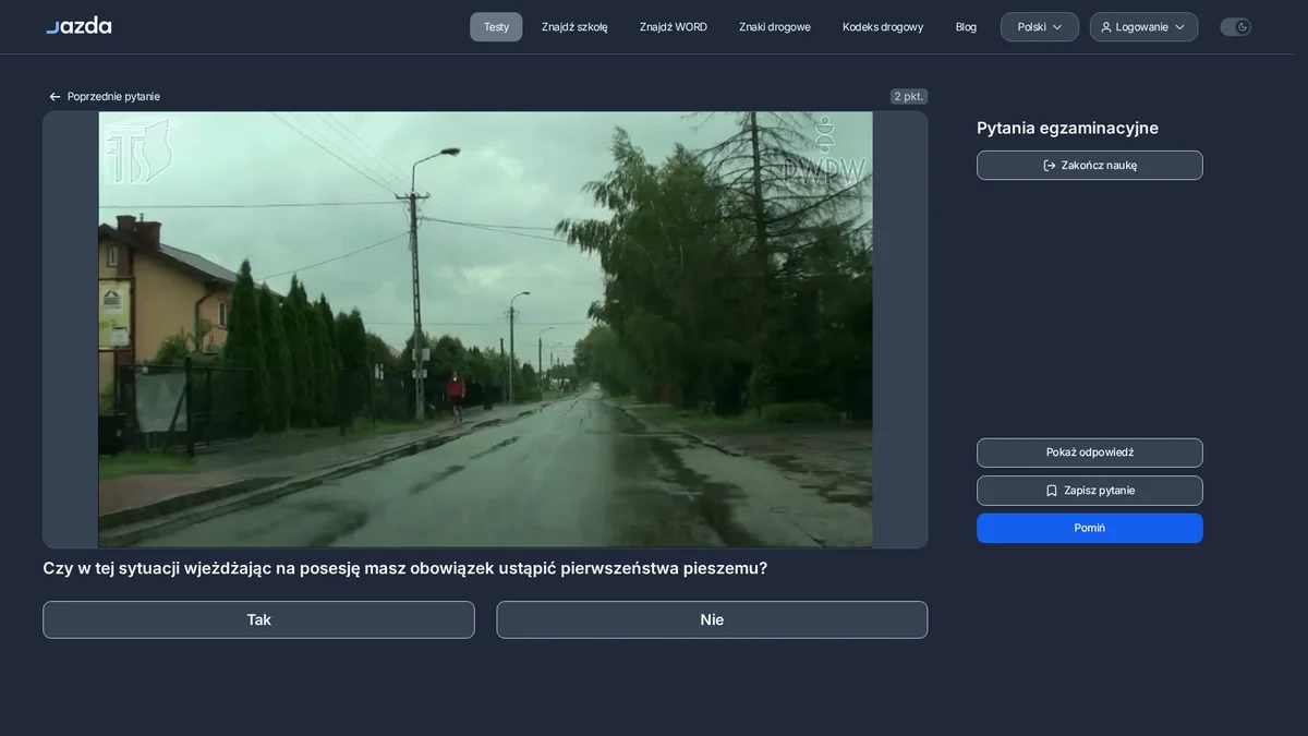 Wjazd na posesję przez chodnik - pierwszeństwo pieszego
