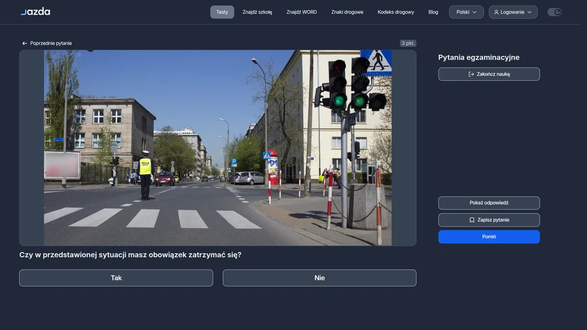 Policjant plecami mimo zielonego światła - zatrzymaj się